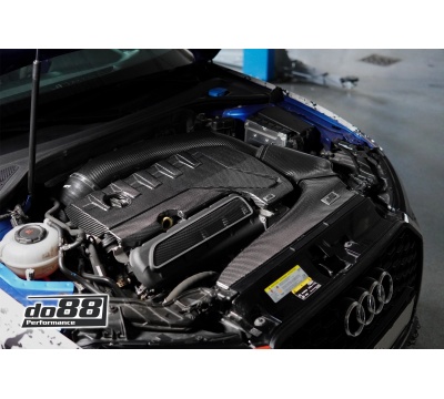 do88 Audi RS3 8V.2 & 8Y / TTRS 8S Carbon fiber engine and manifold cover 2
