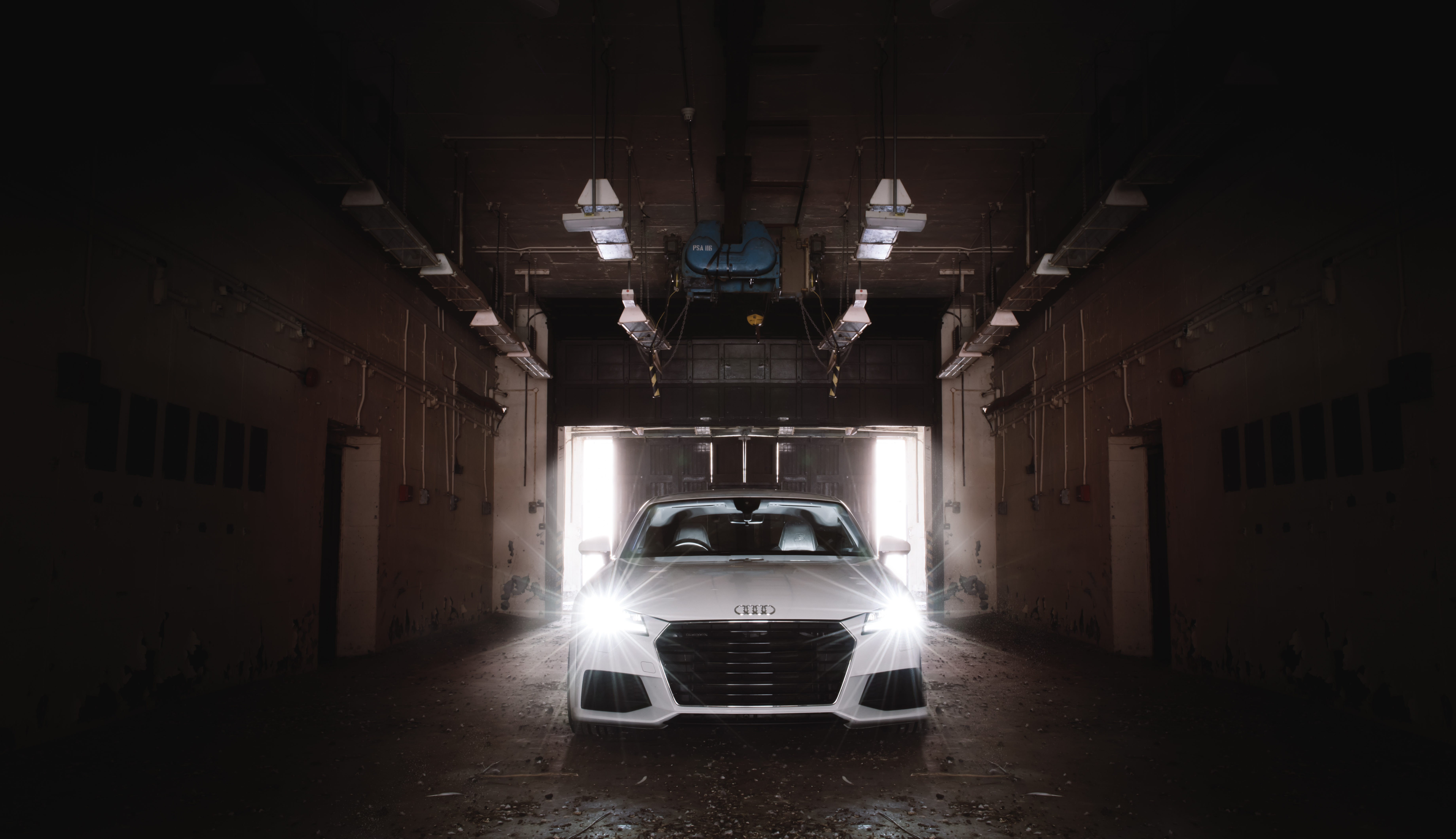 audi-tt-1_37776413941_o.jpg
