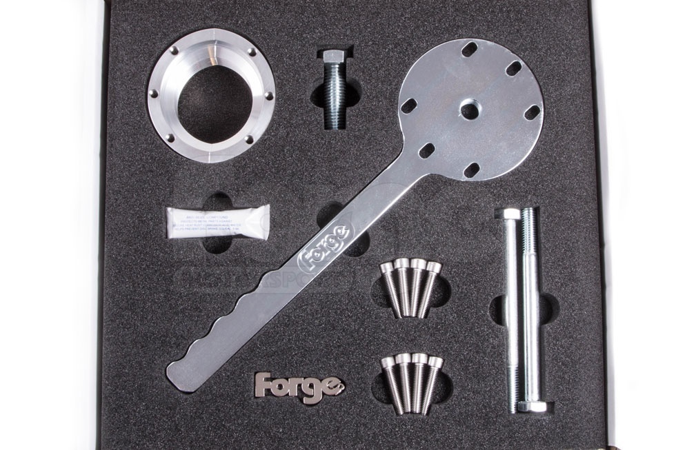 Pulley Puller Tool Mounted on Audi 3.0T Supercharger Snout