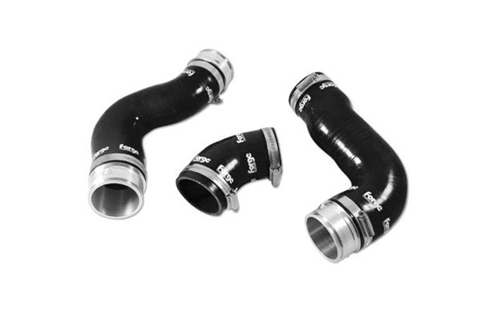 Turbo Hose Kit Installed on VAG 2.0 FSiT Engine Circuit